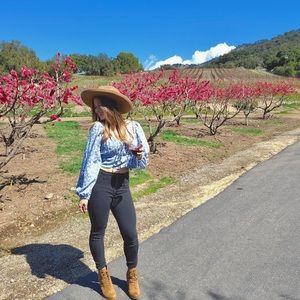 Meet your Posher, Christine